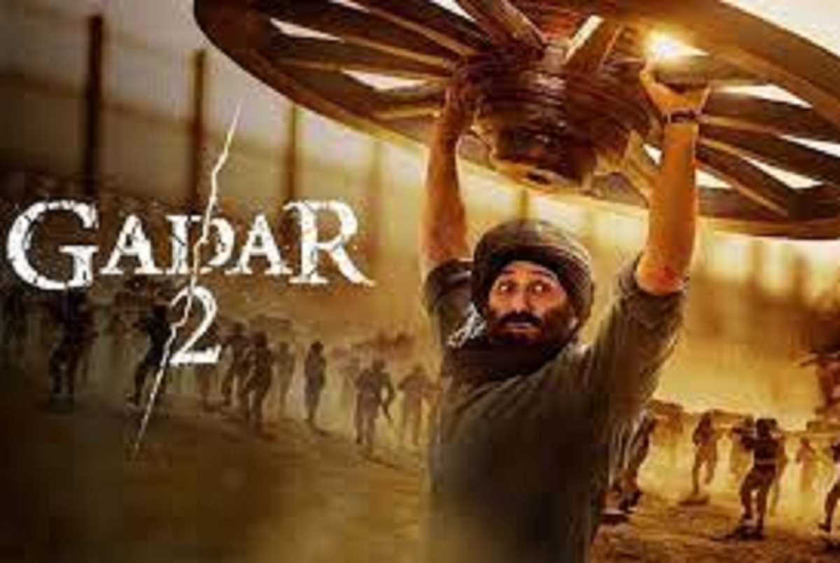 गदर 2 ने 500 करोड़ की कमाई की